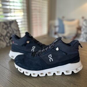 On Running Men's Sneakers - Black and White